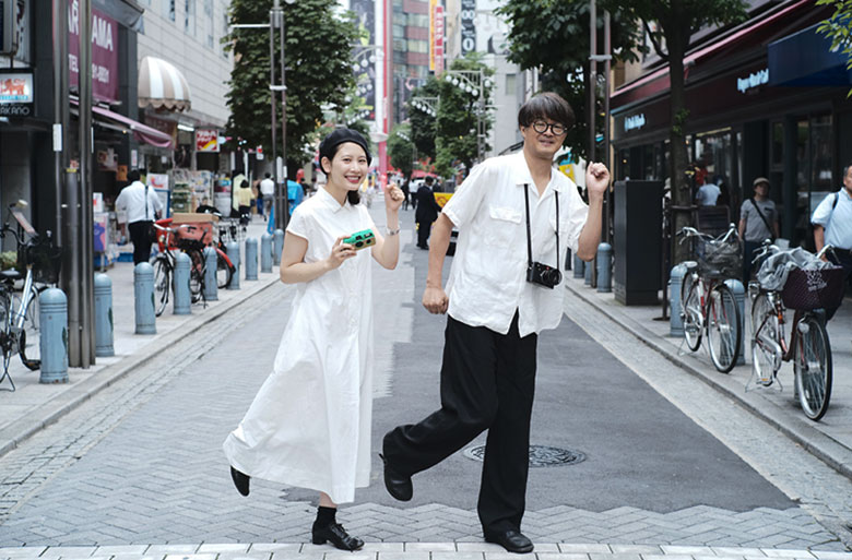 Emma＆Nori-san Kanda Jimbocho Old Book Walk